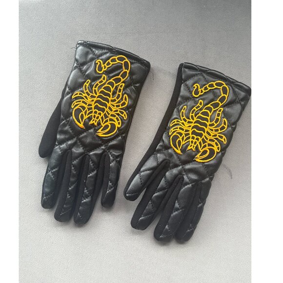 Canadian Designer Vegan Leather Scorpion Embroidered Gloves - Picture 3 of 3